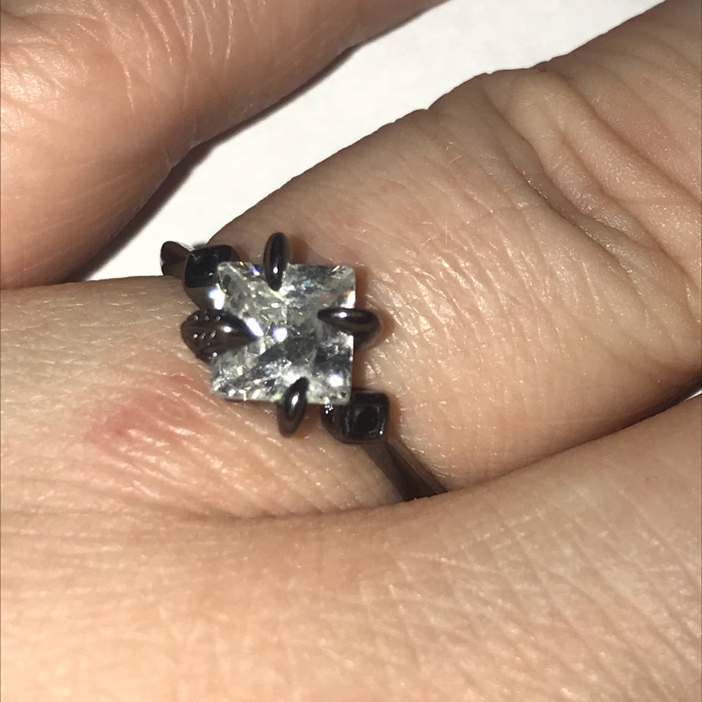 unique ring